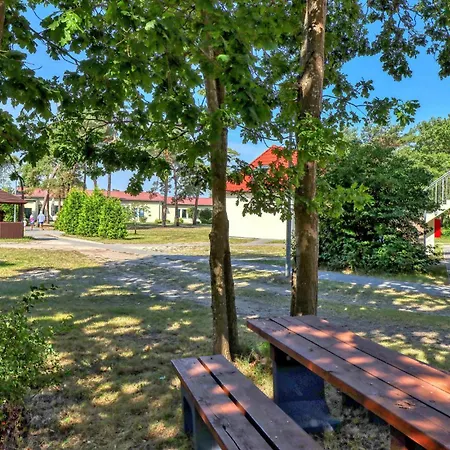 Apartment 3 Bedroom Amazing In Altenkirchen (Mecklenburg-Vorpommern)