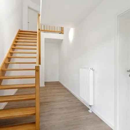3 Bedroom Amazing In * Altenkirchen (Mecklenburg-Vorpommern)
